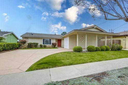 6738 Dennison St, San Diego CA 92122-2431 exterior