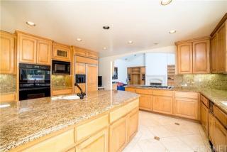 10451 Keokuk Ave, Chatsworth CA  91311-2527 exterior