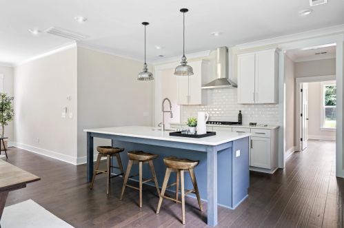 1872 Rifle Range Rd, Mount Pleasant SC  29464-9437 exterior