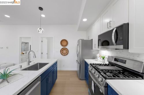 1836 Russell St, Berkeley CA  94703-2154 exterior