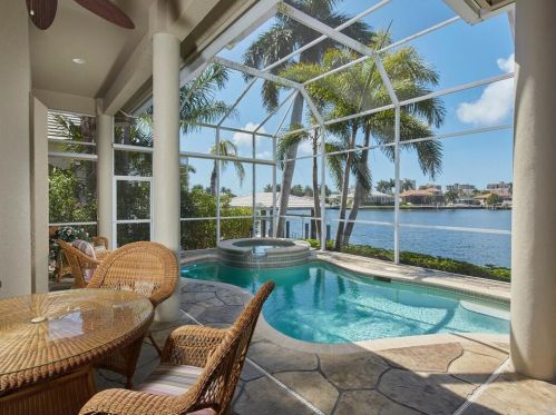 130 Copperfield Ct, Marco Island, FL 34145-3518