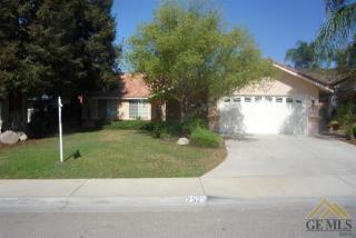 2525 Loganberry Ct, Bakersfield, CA 93308-5635