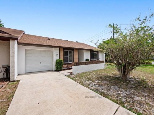101 Lakeside Cir, Sanford, FL 32773-5669