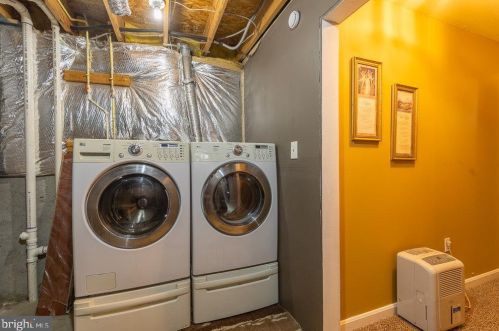 10077 Lindale Ave, Upton PA  17225-8373 exterior