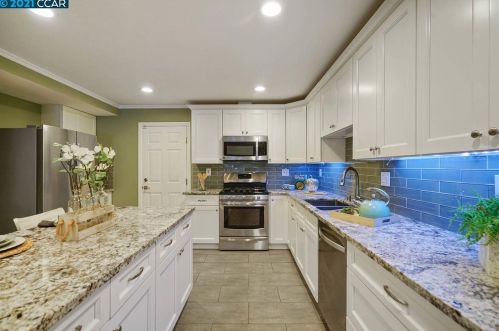 152 Barnett Ter, Concord CA 94523-4504 exterior