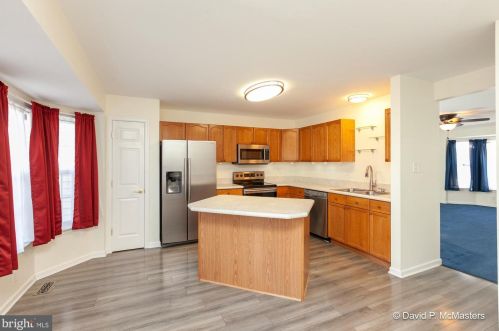 158 Dunlap Dr, Charles Town WV  25414-6506 exterior