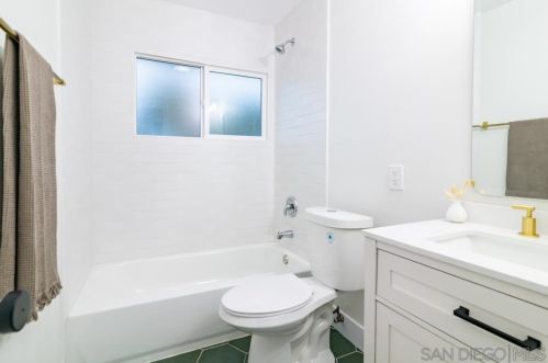 4371 Chelford St, San Diego CA  92117-4131 exterior