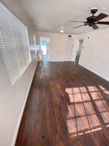 549 21st St, West Palm Beach FL  33407-5831 exterior