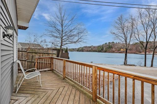 139 Moose Club Park Rd, Goffstown, NH 03045-2629