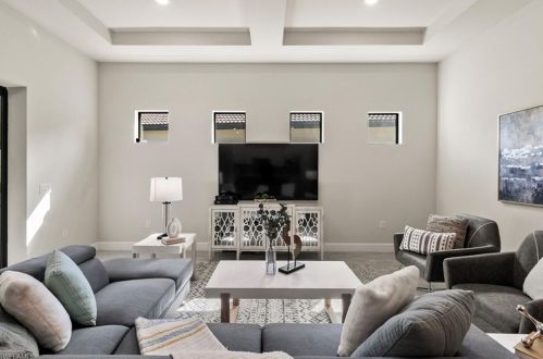 2754 Aviamar Cir, Naples FL 34114-0097 exterior