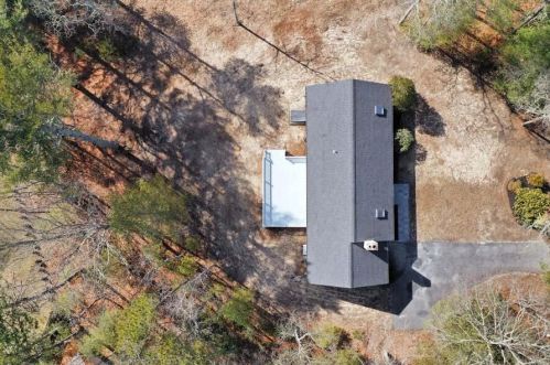 124 Mashpee Neck Rd, Mashpee MA  02649-3606 exterior