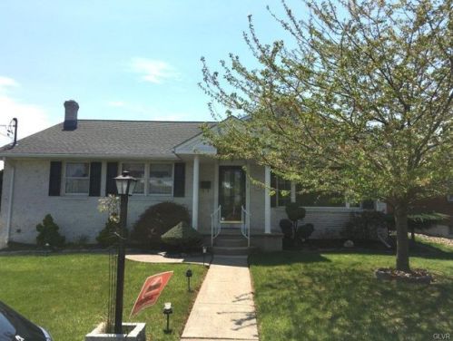 32 7th St, Ironton, PA 18037-1513