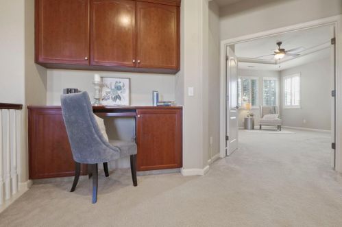 2044 Sugarbowl Way, Lodi CA  95242-4752 exterior