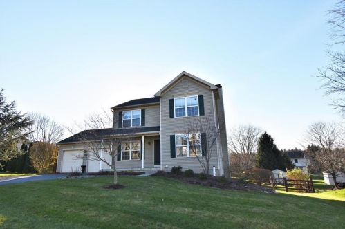 1880 Pemberton Pl, Easton, PA 18040-7590
