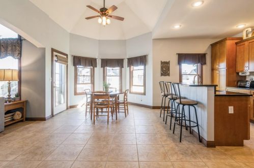 9009 96th Pl, Dyer IN  46373-8972 exterior