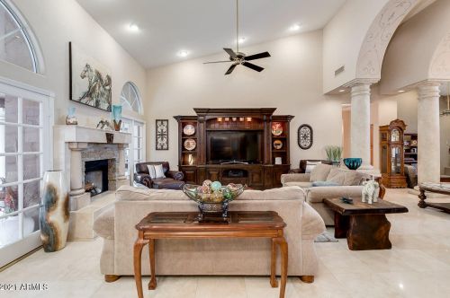 15257 18th St, Phoenix AZ 85022-5038 exterior