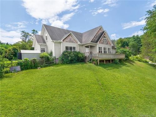 139 Willow Brook Dr, Asheville, NC 28806-9059