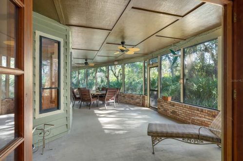 4858 Apopka Vineland Rd, Orlando FL 32818-8431 exterior