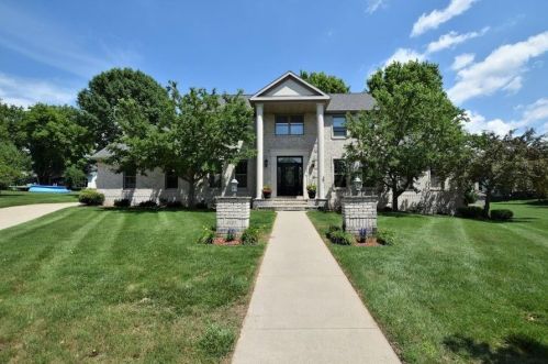 3121 Squire Ct, Green Bay, WI 54313-4304