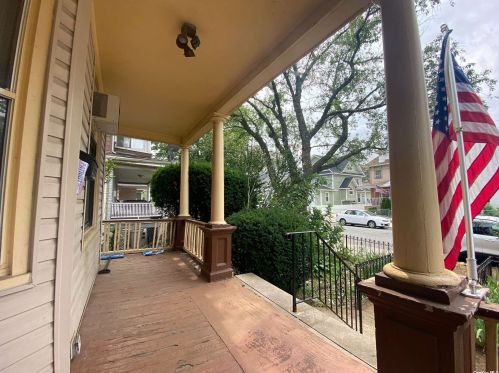 87-31 113th St, Jamaica, NY 11418-1340