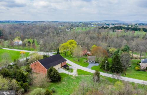 440 Franklin Church Rd, Siddonsburg PA  17019-9766 exterior