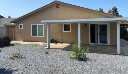 5868 Chateau Dr, San Diego, CA 92117-4124