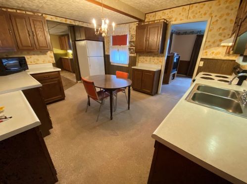 1001 Arlington Dr, Greenville PA  16125-8855 exterior