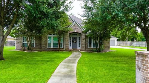 189 Las Brisas Blvd, Seguin, TX 78155-0285