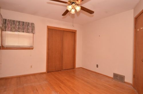 2104 113, Milwaukee WI 53226-4001 exterior