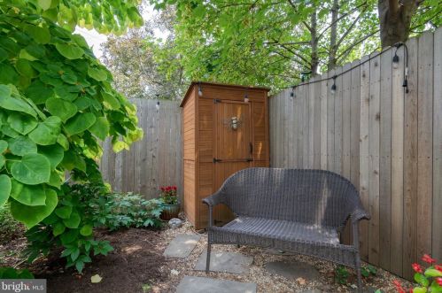 563 Shippen St, Lancaster PA  17602-4305 exterior