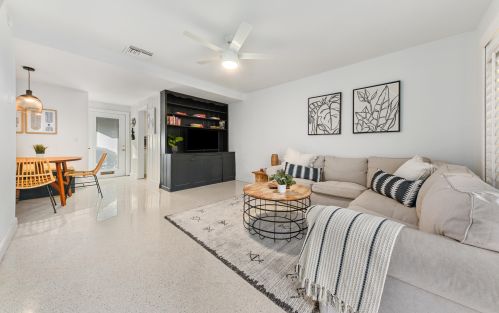 139 7th Ave, Delray Beach FL  33483-5247 exterior