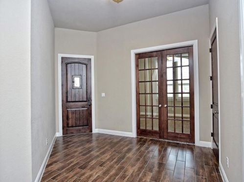 97 Santa Maria St, Georgetown TX  78628 exterior