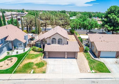 42934 Fenner Ave, Lancaster, CA 93536-1116