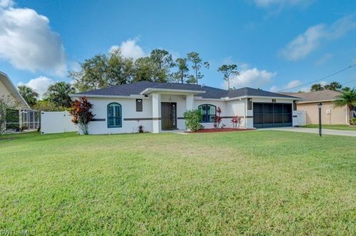 2617 8th St, Lehigh Acres, FL 33976-3152