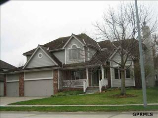 14717 Corby St, Omaha, NE 68116-6132
