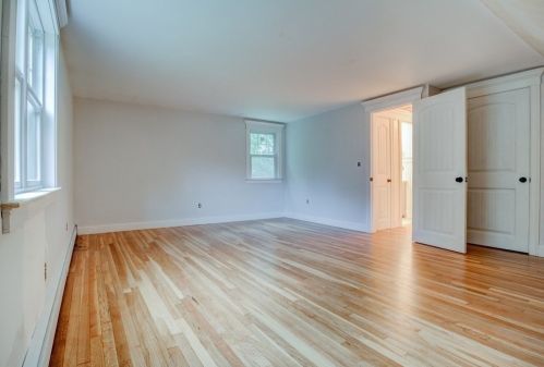 38 Eldor Dr, Walpole MA  02071-1020 exterior