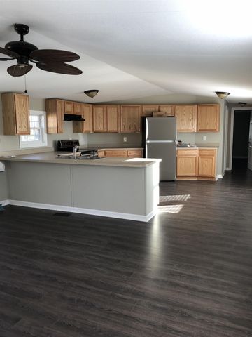 527 Highwater Ln, Waverly, TN 37185