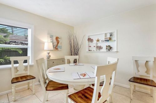 228 Fairweather Ln, Fort Myers Beach FL  33931-3227 exterior