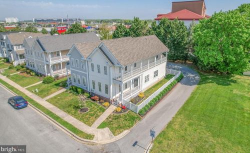 627 Venue Dr, Dover, DE 19901-4304