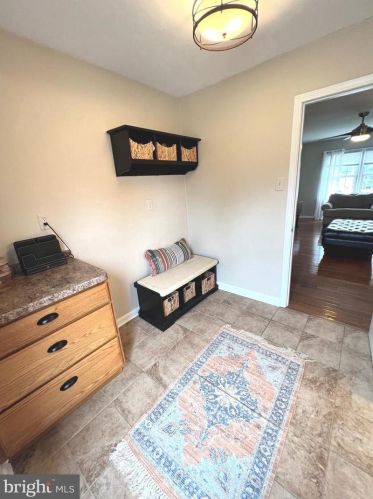 337 Hanby Cir, Boothwyn PA  19061-2319 exterior