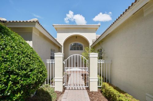 5030 Ruby Flats Dr, Wimauma, FL 33598-4004