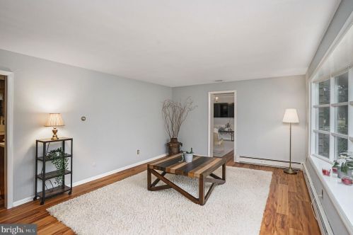 678 Cathcart Rd, Blue Bell PA  19422-1404 exterior