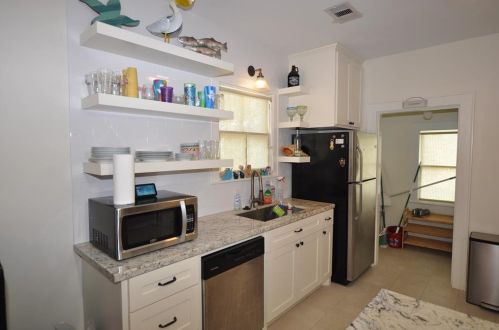 5002 Avenue, Galveston TX 77551-4831 exterior