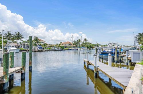 709 Waterway Dr, West Palm Beach, FL 33408-4213