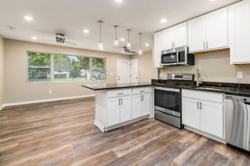 2972 Irwin Ave, Darbydale OH  43123-2310 exterior