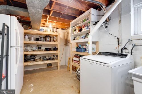 6614 Huntsman Blvd, Springfield VA 22152-2621 exterior