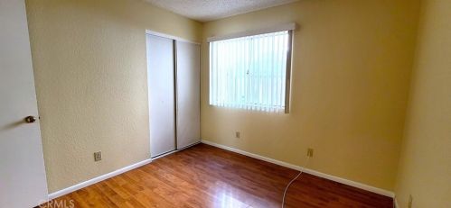 166 Nebraska St, Lake Elsinore CA  92530-1861 exterior