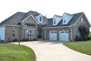 220 Deerfield Dr, Springfield TN  37172-5189 exterior