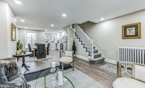 5809 21st St, Philadelphia, PA 19138-2906