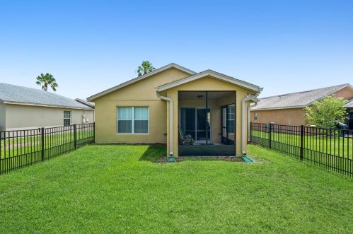 328 Grand Canal Dr, Kissimmee FL  34759-4344 exterior